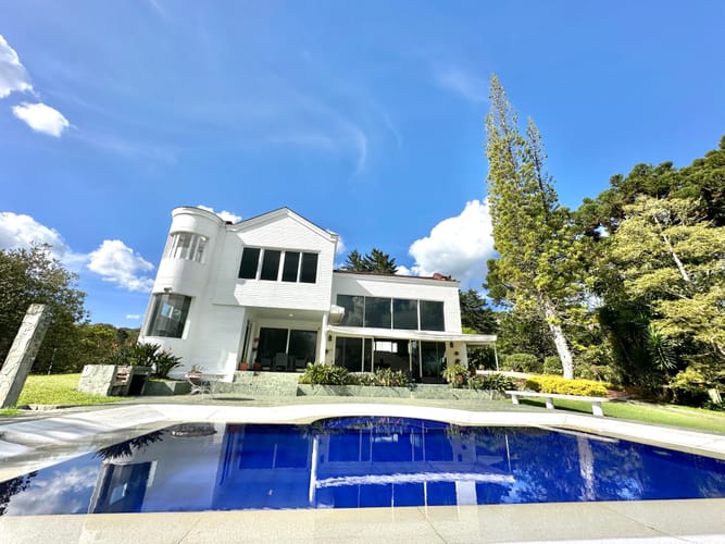 Casa de 6 alcobas en venta en Los Salados, El Retiro, 573 m² · foto 3 de 24