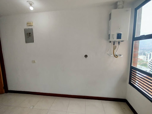 Apartamento en arriendo en Patio Bonito, Medellín · foto 4 de 23