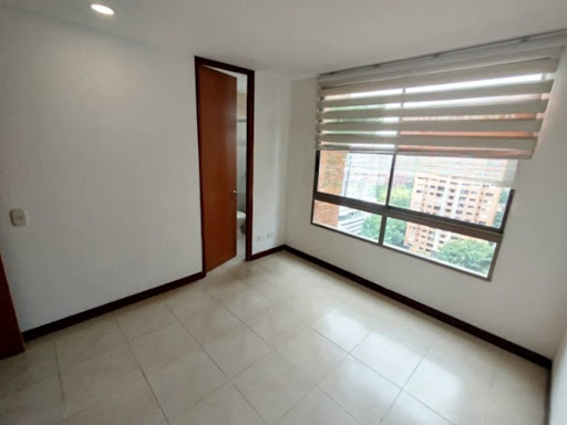 Apartamento en arriendo en Patio Bonito, Medellín · foto 8 de 23