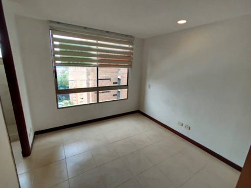 Apartamento en arriendo en Patio Bonito, Medellín · foto 9 de 23