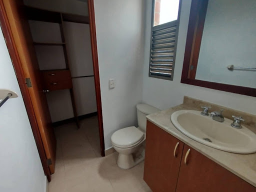 Apartamento en arriendo en Patio Bonito, Medellín · foto 11 de 23