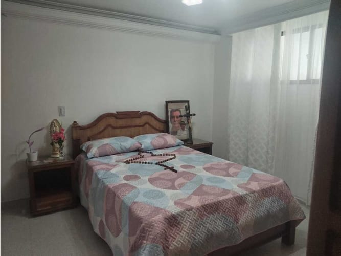 Casa de 4 alcobas en venta en Laureles, Medellín, 145 m² · foto 5 de 14