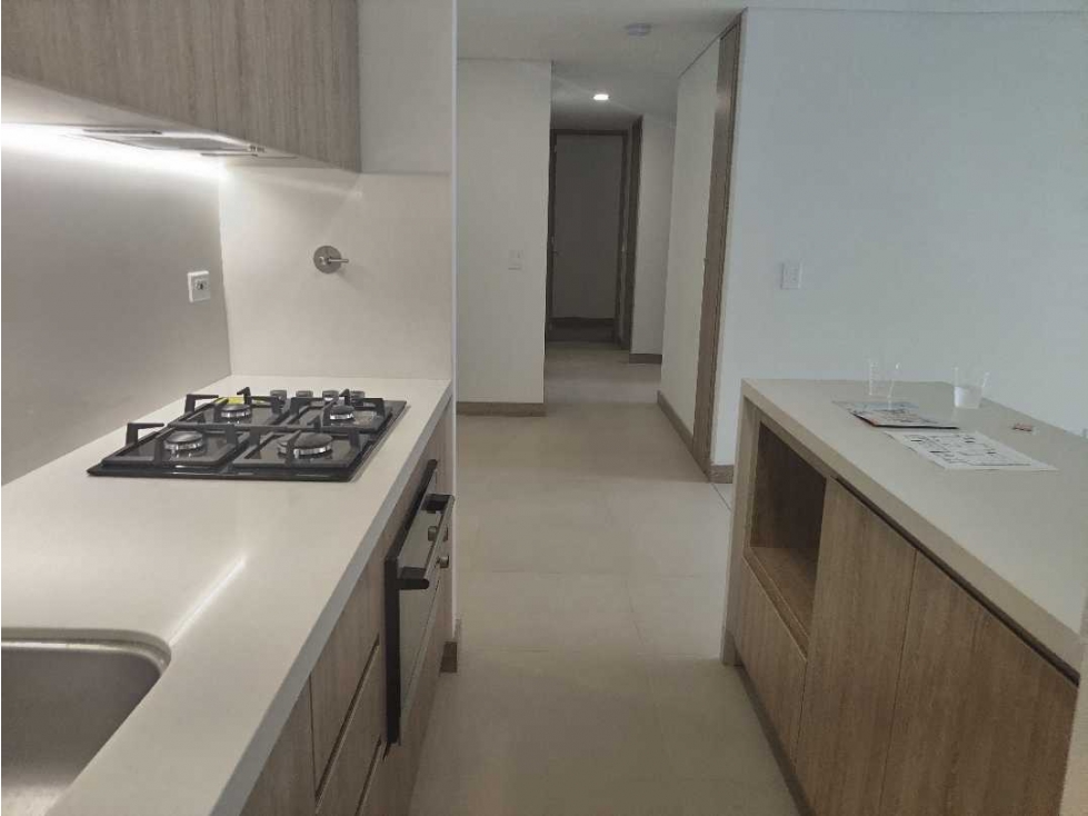 Apartamento en venta en Laureles, Medellín · foto 4 de 18