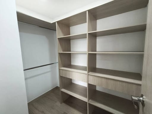Apartamento de 3 alcobas en arriendo en Ciudad Del Río, Medellín, 80 m² · foto 10 de 22