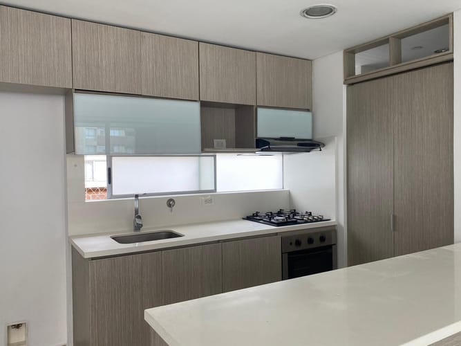 Apartamento de 2 alcobas en arriendo en Cumbres, Envigado, 99 m² · foto 10 de 14