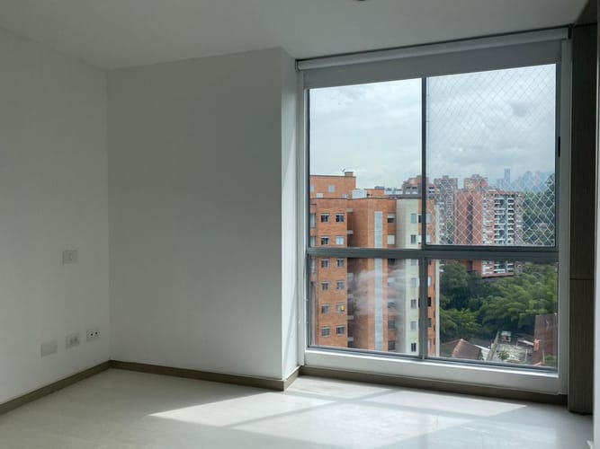 Apartamento de 2 alcobas en arriendo en Cumbres, Envigado, 99 m² · foto 13 de 14