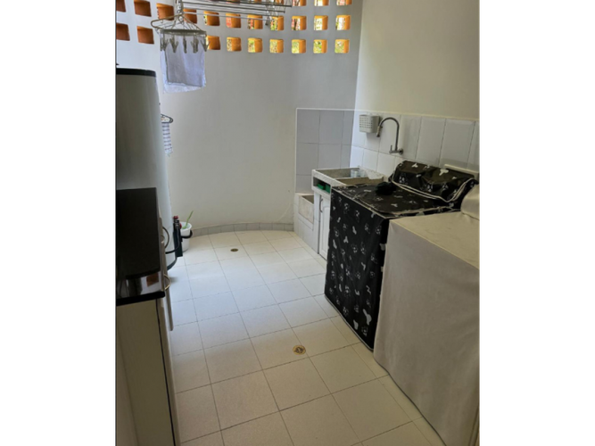 Casa de 3 alcobas en venta en Altos Del Poblado, Medellín, 385 m² · foto 6 de 12