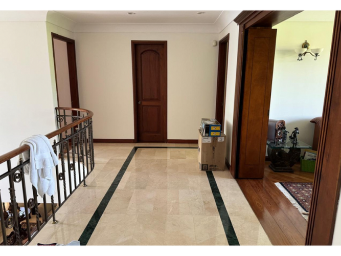 Casa de 3 alcobas en venta en Altos Del Poblado, Medellín, 385 m² · foto 10 de 12