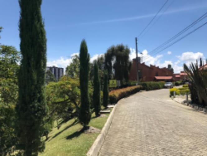 Casa de 3 alcobas en venta en El Porvenir, Rionegro, 180 m² · foto 2 de 12