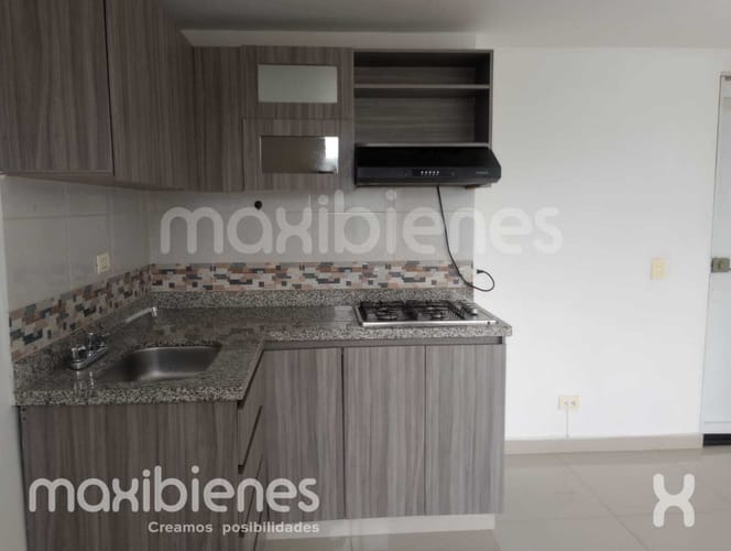 Apartamento de 2 alcobas en arriendo en Cabecera San Antonio De Prado, Medellín, 50 m² · foto 2 de 11
