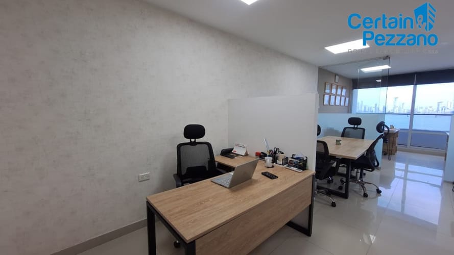 Oficina en arriendo en Manga, Cartagena, 47 m² · foto 4 de 18