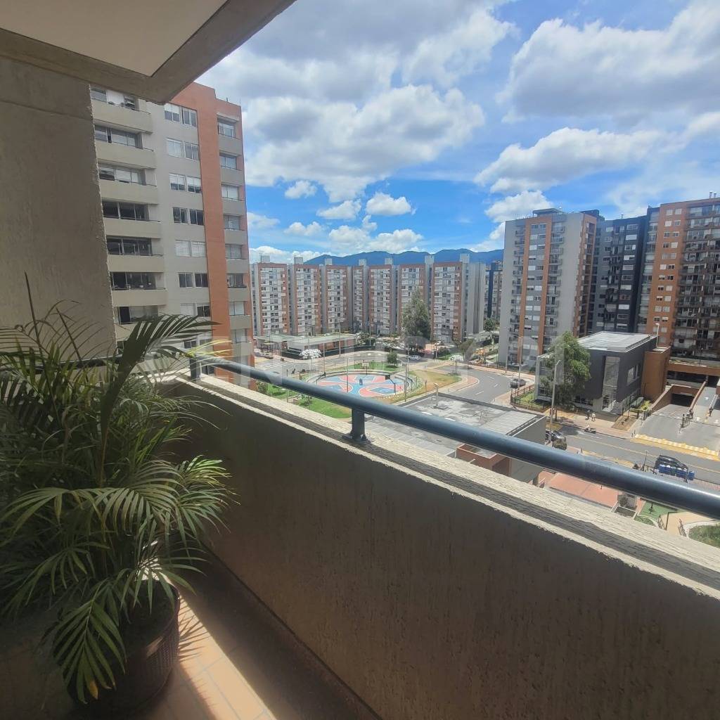 Apartamento en venta en La Felicidad, Bogotá · foto 6 de 22