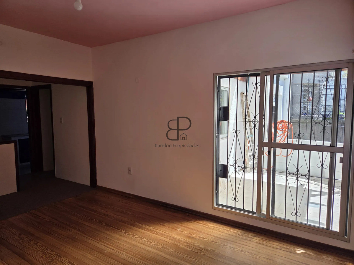 Alquiler Apartamento 3 Dormitorios La Blanqueada con cochera · Foto 2