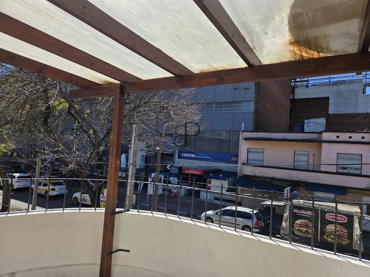 Alquiler Apartamento 3 Dormitorios La Blanqueada con cochera · Foto 4