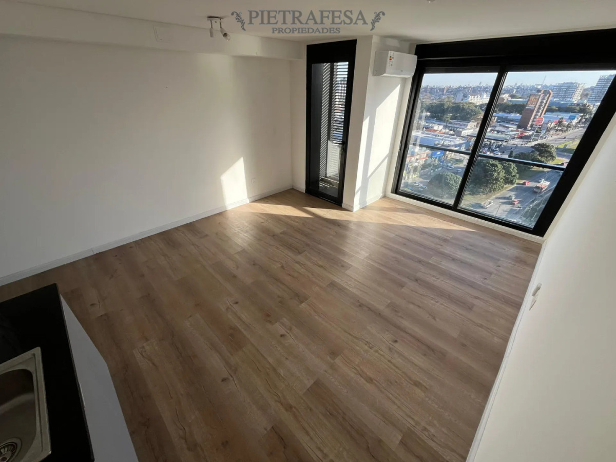 Apartamento en alquiler, monoambiente, 1 baño, terraza lavadero. Malvin. · Foto 3