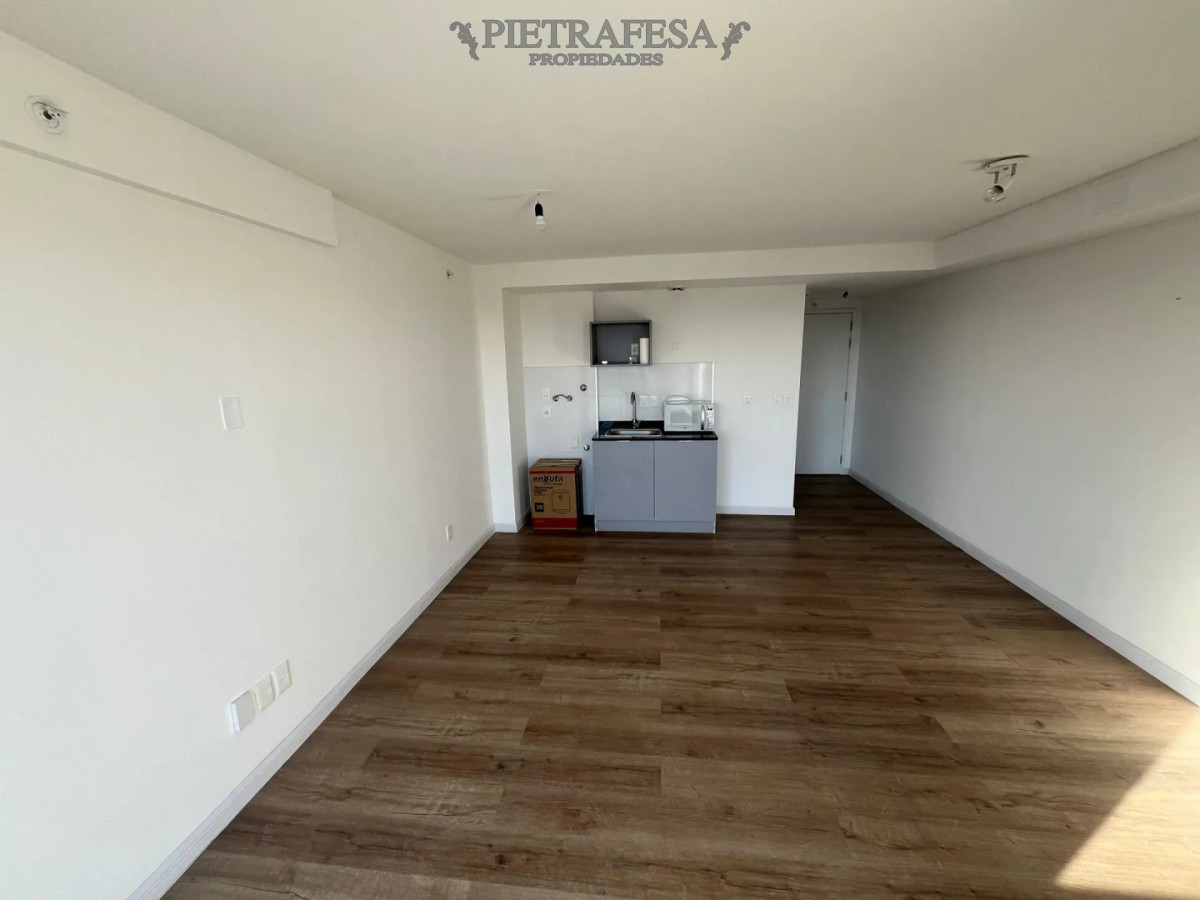 Apartamento en alquiler, monoambiente, 1 baño, terraza lavadero. Malvin. · Foto 7