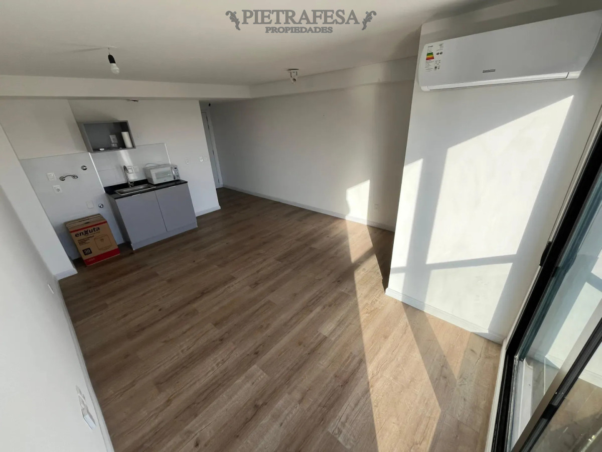 Apartamento en alquiler, monoambiente, 1 baño, terraza lavadero. Malvin. · Foto 9