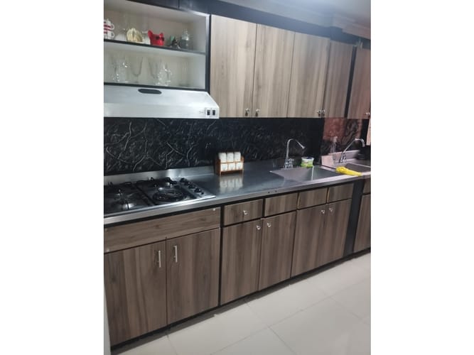 Apartamento de 3 alcobas en venta en Altamira, Medellín, 78 m² · foto 2 de 20