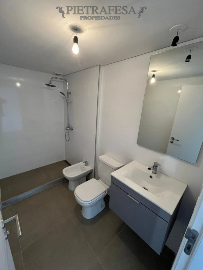 Apartamento en alquiler, monoambiente, 1 baño, terraza lavadero. Malvin. · Foto 11