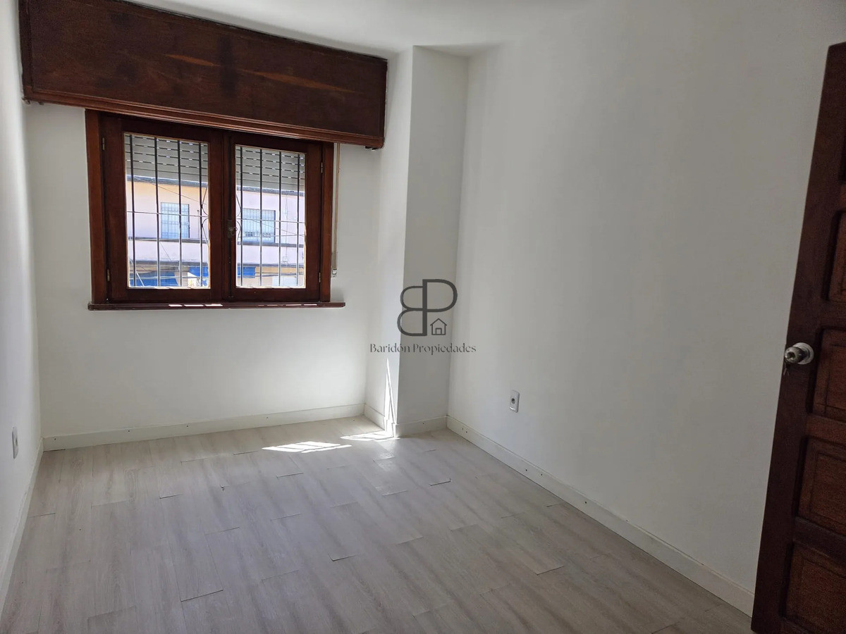 Alquiler Apartamento 3 Dormitorios La Blanqueada con cochera · Foto 12
