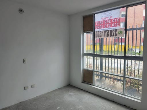 Apartamento de 2 alcobas en venta en Prados Del Salitre, Bogotá, 36 m² · foto 2 de 24