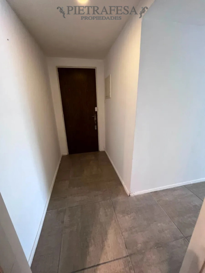 ALQUILER-MONOAMBIENTE, UN BAÑO. · Foto 10