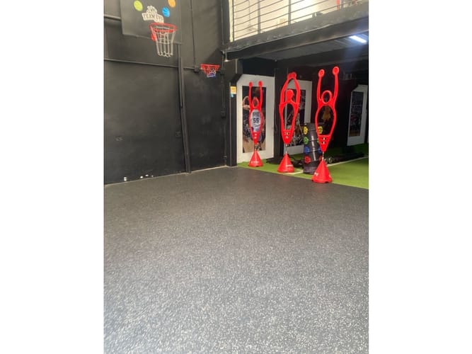 Bodega en arriendo en Zona Centro, Envigado, 280 m² · foto 5 de 12