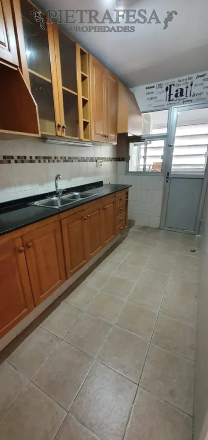 Apartamento en alquiler, 2 dormitorios, 1 baño, terraza lavadero. Parque Batlle. · Foto 12