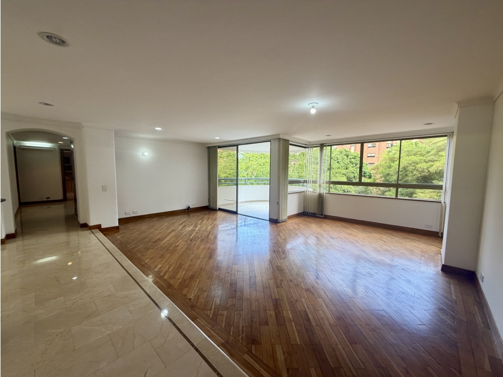 Apartamento en arriendo en Alejandria, Medellín · foto 2 de 15