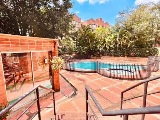 Apartamento de 2 alcobas en arriendo en Los Balsos, Medellín, 72 m² · foto 6 de 10