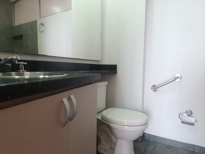 Apartamento de 2 alcobas en venta en El Poblado, Medellín, 117 m² · foto 13 de 18