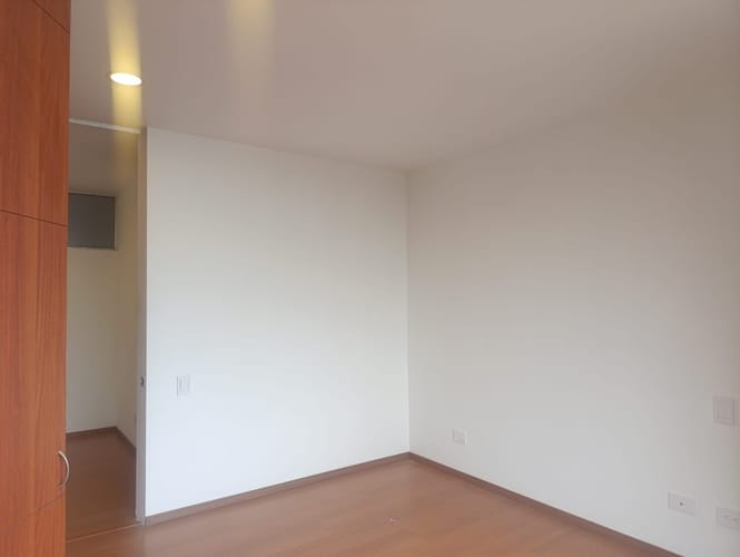 Apartamento de 2 alcobas en venta en El Poblado, Medellín, 117 m² · foto 10 de 18
