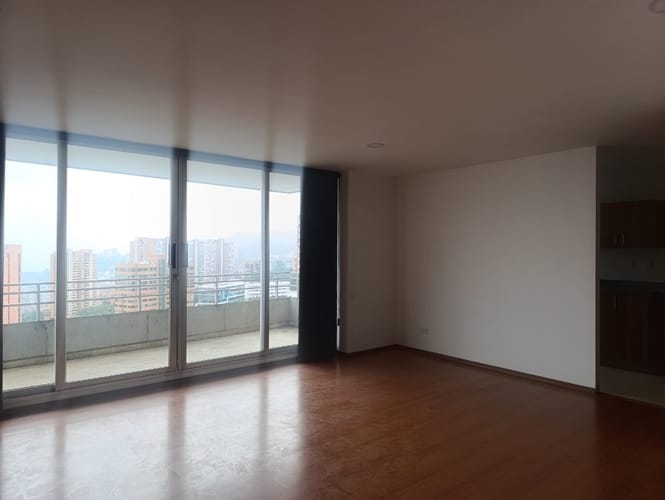 Apartamento de 2 alcobas en venta en El Poblado, Medellín, 117 m² · foto 14 de 18