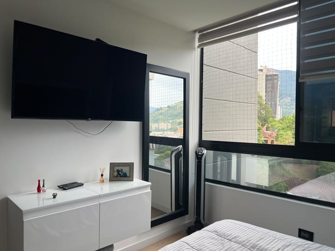 Apartamento de 3 alcobas en arriendo en Escobero, Envigado, 175 m² · foto 11 de 18