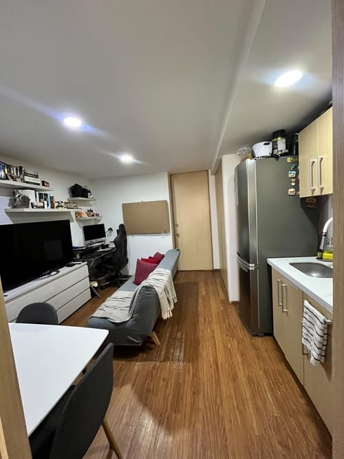 Apartaestudio en venta en Chapinero, Bogotá, 30 m² · foto 2 de 13