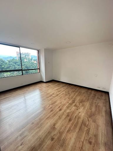 Apartamento de 2 alcobas en arriendo en Santa Maria De Los Angeles, Medellín, 107 m² · foto 8 de 16