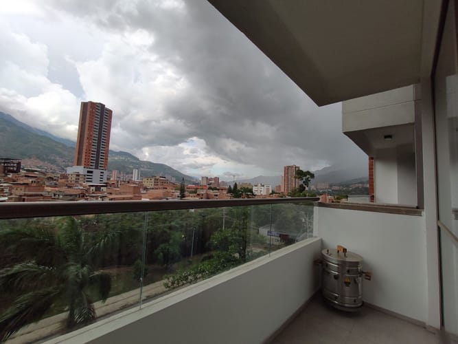 Apartamento de 3 alcobas en venta en Zona Industrial 1, Bello, 62 m² · foto 11 de 11
