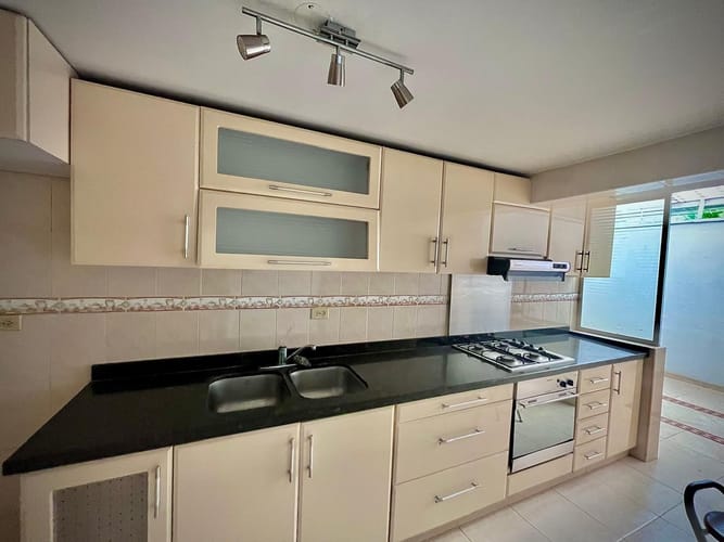 Casa de 4 alcobas en venta en Piedra Pintada, Ibagué, 190 m² · foto 6 de 19