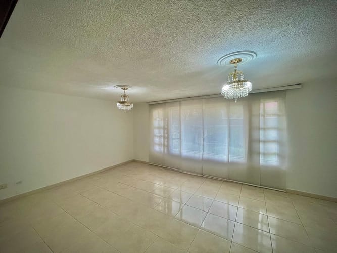 Casa de 4 alcobas en venta en Piedra Pintada, Ibagué, 190 m² · foto 17 de 19