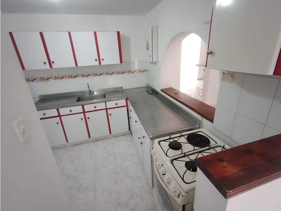 Casa en arriendo en El Nogal- Los Almendros, Medellín · foto 21 de 21