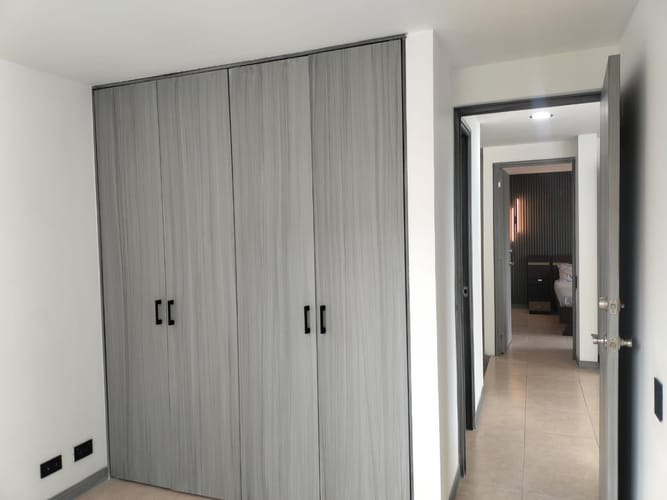 Apartamento de 3 alcobas en arriendo en El Poblado, Medellín, 117 m² · foto 7 de 18