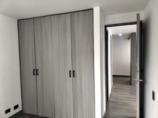 Apartamento de 3 alcobas en arriendo en El Poblado, Medellín, 117 m² · foto 15 de 18