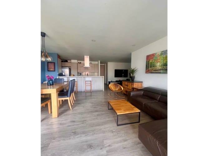 Apartamento de 3 alcobas en venta en Los Naranjos, Envigado, 140 m² · foto 5 de 16