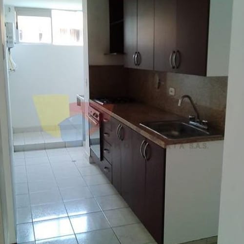 Apartamento de 3 alcobas en arriendo en La Pilarica, Bogotá, 75 m² · foto 3 de 11