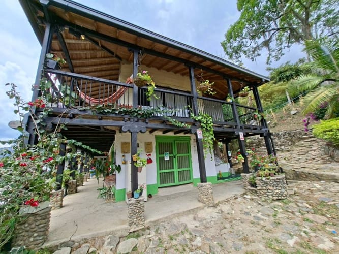 Finca en venta en La Miel, La Ceja, 250 m² · foto 2 de 24