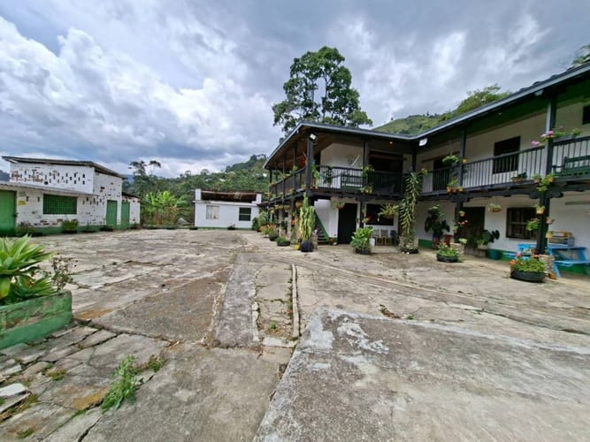 Finca en venta en La Miel, La Ceja, 250 m² · foto 3 de 24