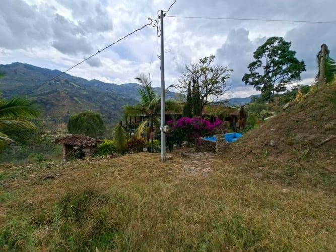 Finca en venta en La Miel, La Ceja, 250 m² · foto 9 de 24