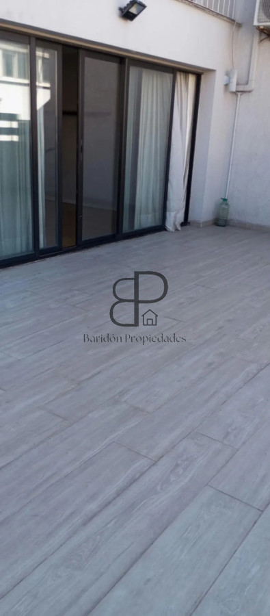 Alquiler Apartamento 2 Dormitorios Centro terraza y cochera · Foto 6