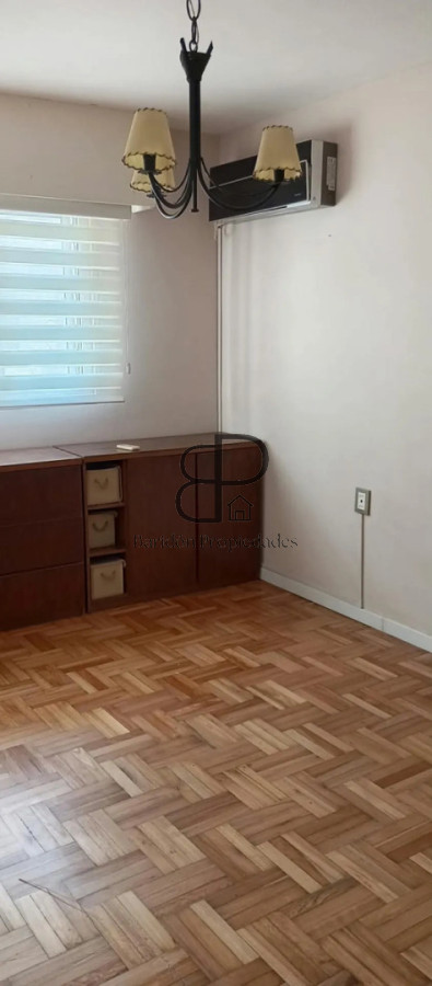 Alquiler Apartamento 2 Dormitorios Centro terraza y cochera · Foto 9