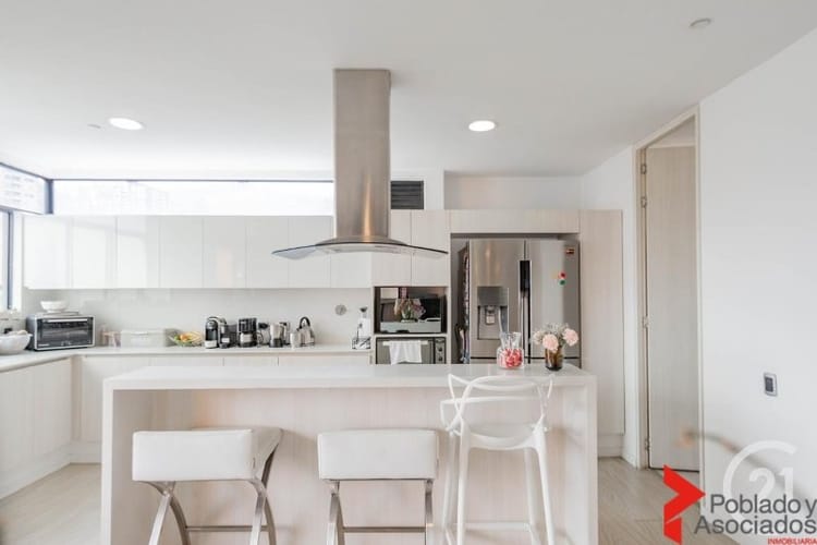 Apartamento de 3 alcobas en venta en Las Lomas, Medellín, 163 m² · foto 2 de 22